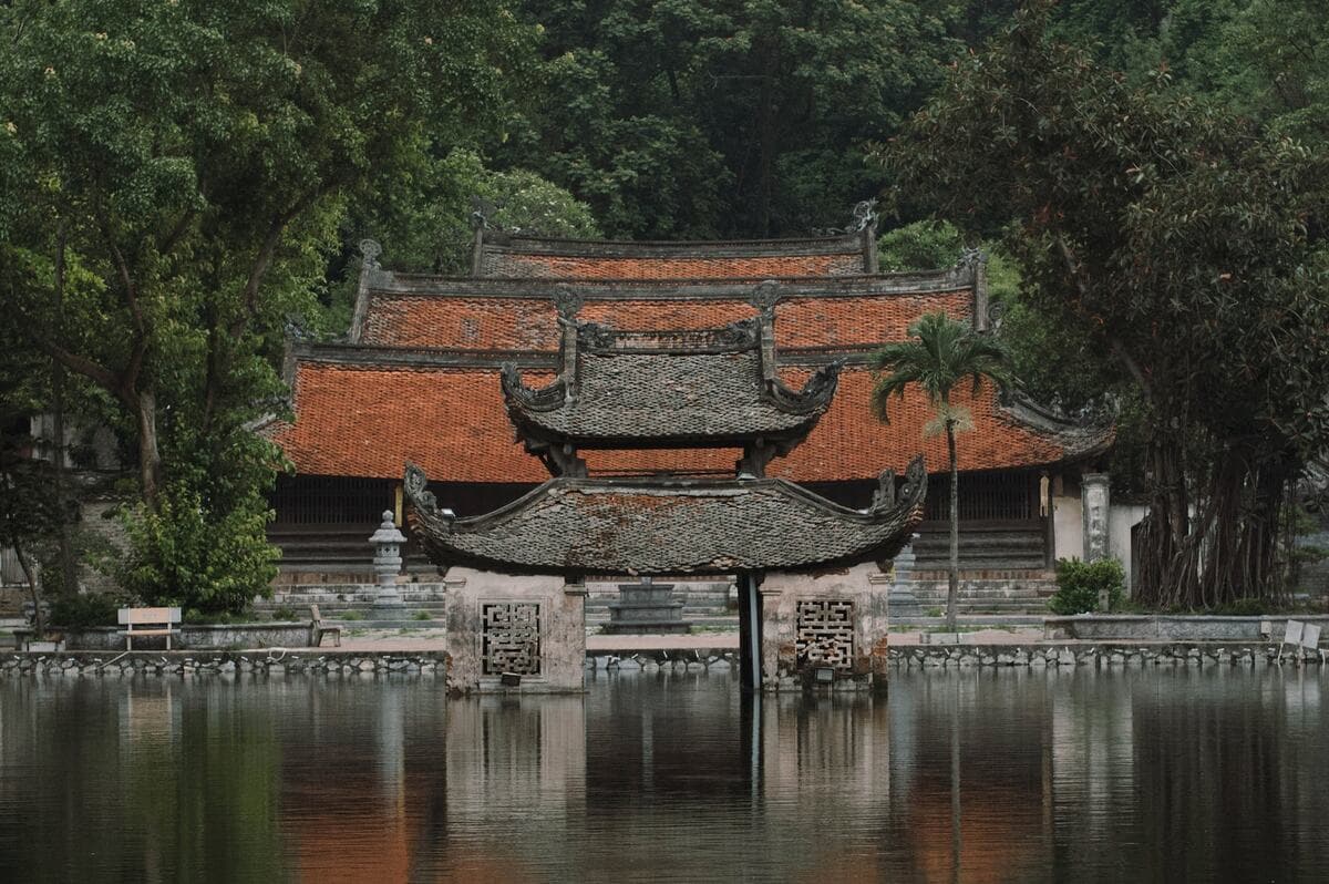 Chùa Thầy Quốc Oai là một trong “Tứ đại danh thắng” của xứ Đoài